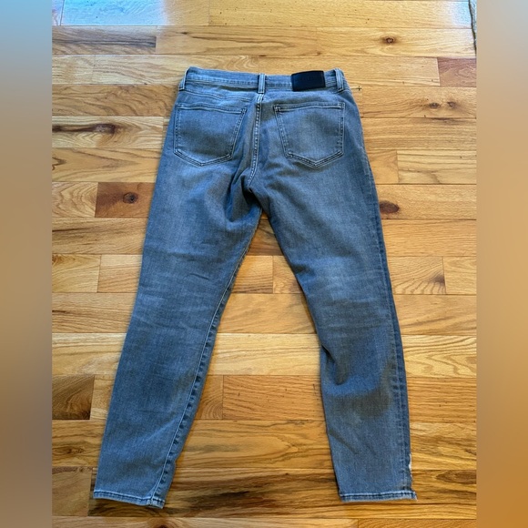 Lucky Brand Size 8 Jeans - Picture 6 of 9